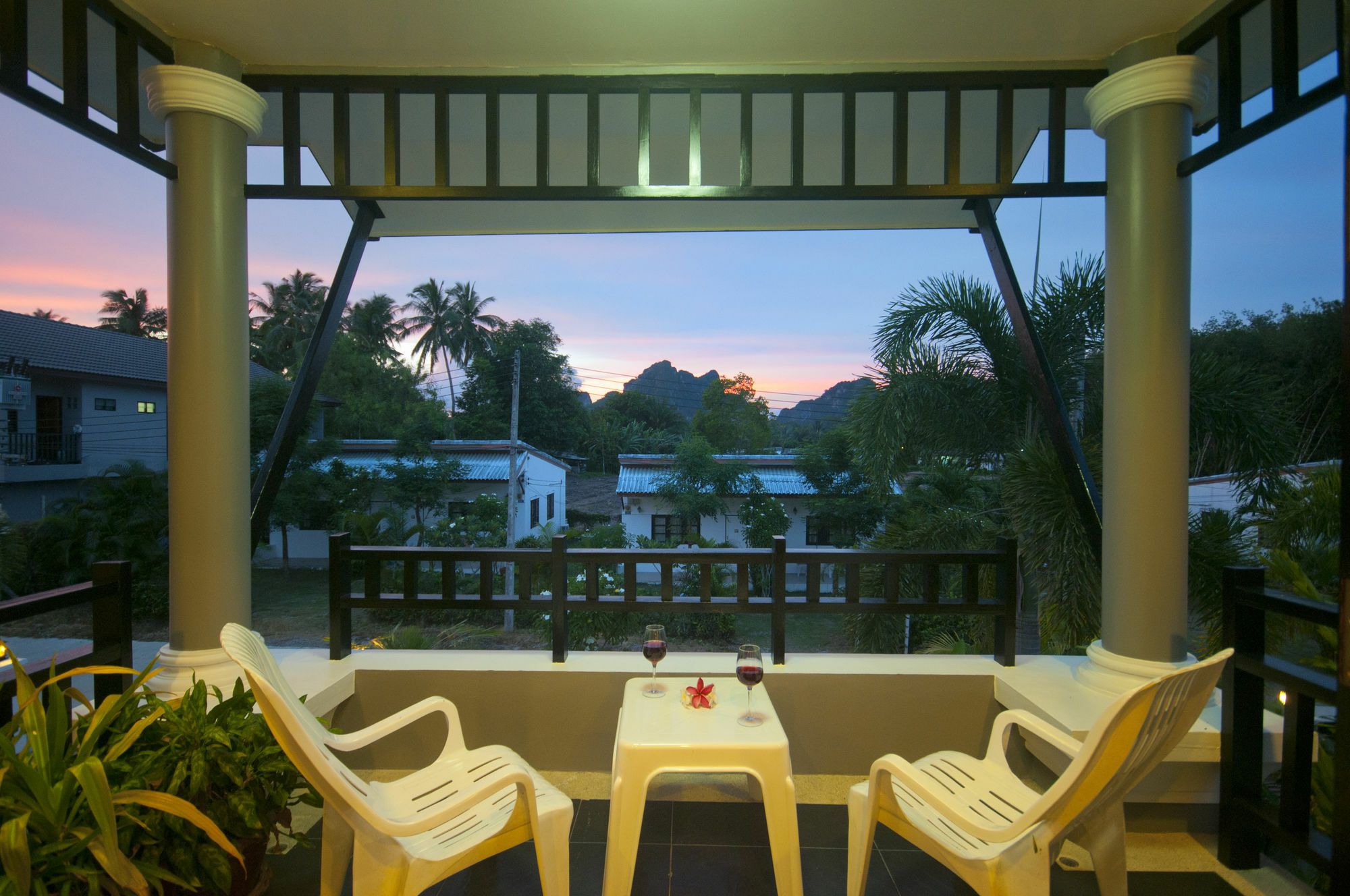 Baan Santhiya Villa 3 Krabi ภายนอก รูปภาพ